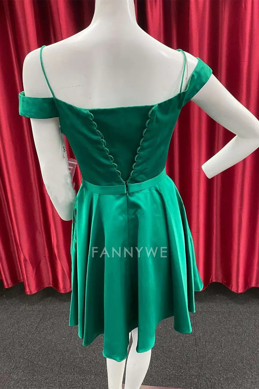 FannyWe Simple Green Cold-Shoulder A-Line Homecoming Dress formal wear dresses